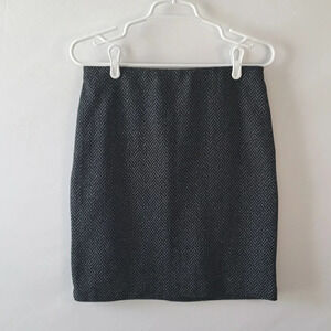 Express Stretch Mini Skirt Pencil Herringbone Gray Black Sz. Medium